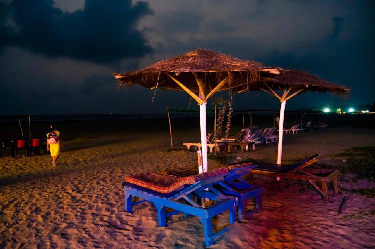 Village Susegat Beach Resort Морджим Экстерьер фото