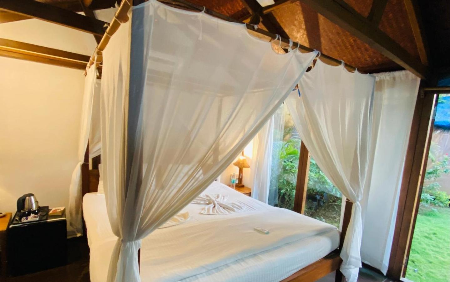 Village Susegat Beach Resort Морджим Экстерьер фото