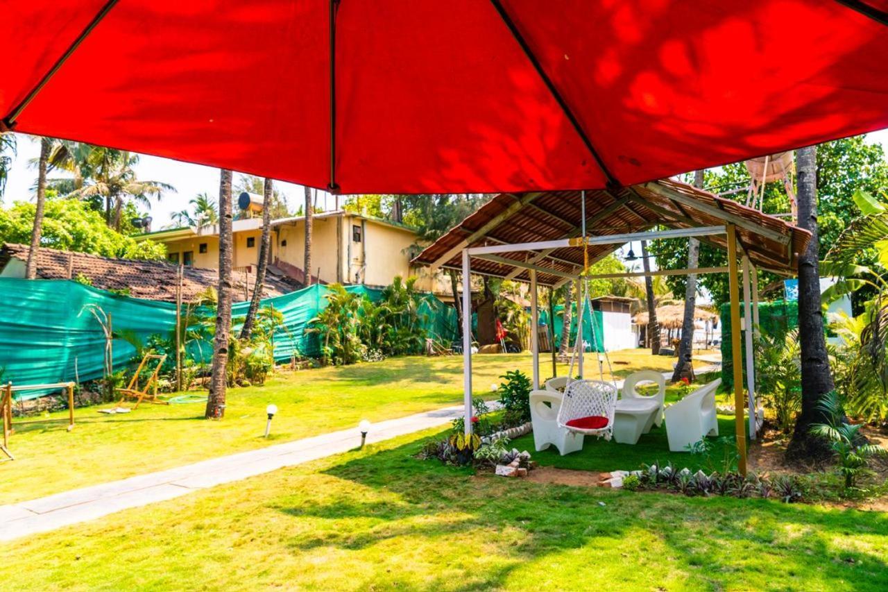 Village Susegat Beach Resort Морджим Экстерьер фото