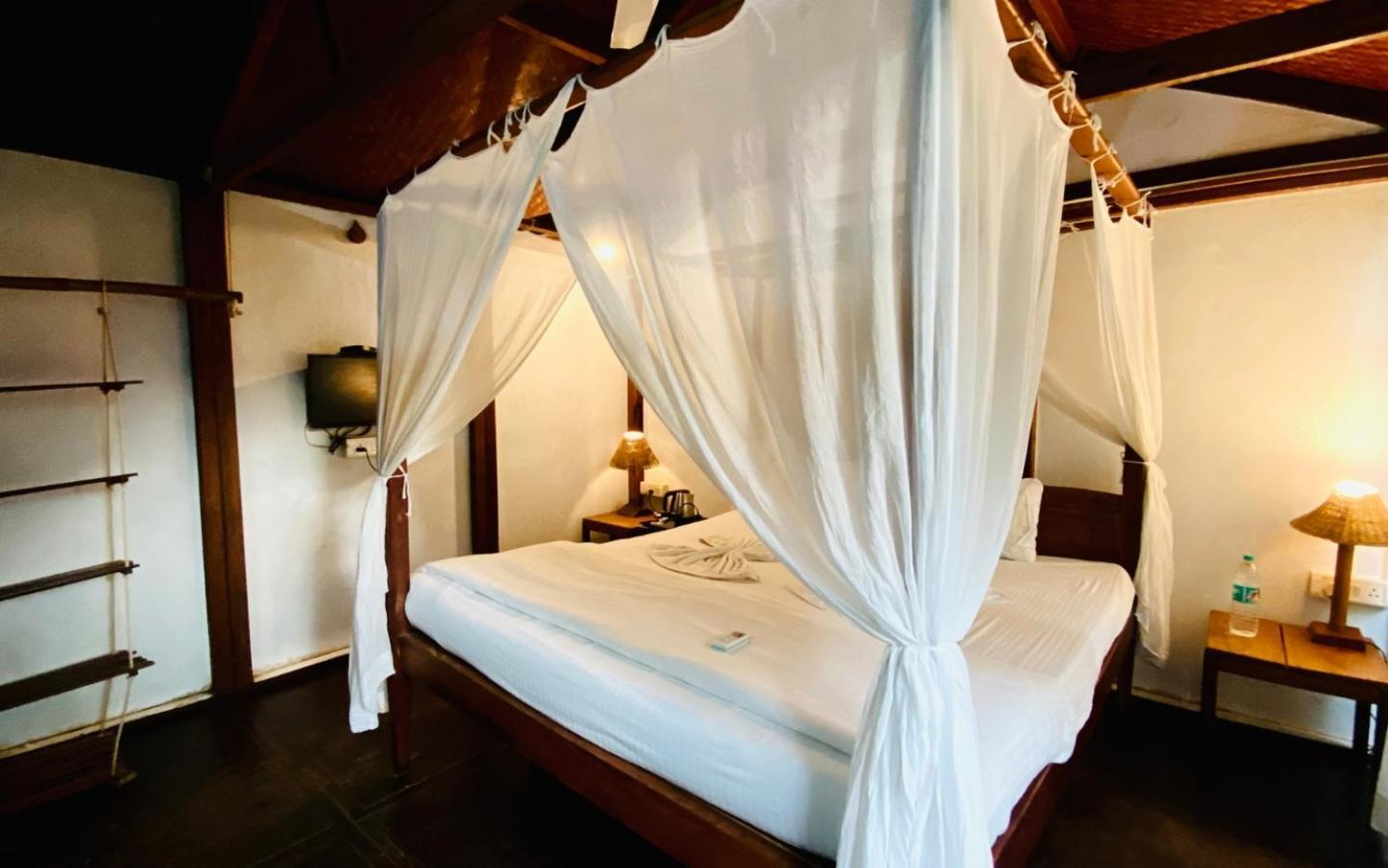 Village Susegat Beach Resort Морджим Экстерьер фото